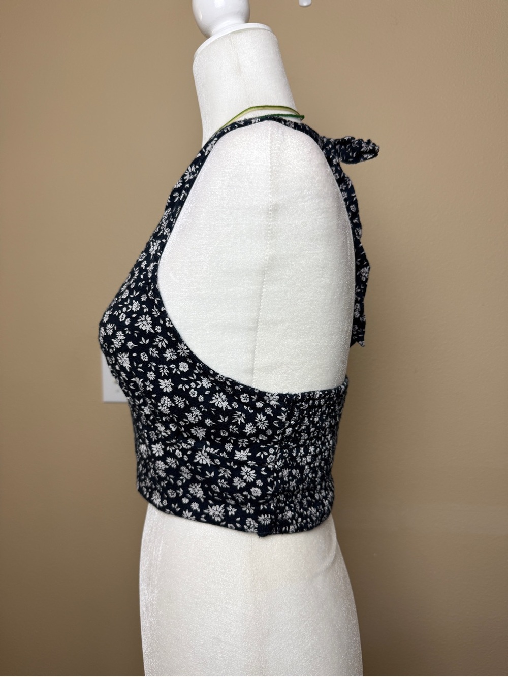 American Eagle Halter Top Size Small - Picture 5 of 9